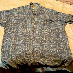 Columbia mens casual button down